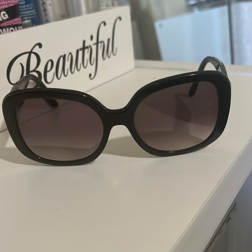 Burberry sunglasses